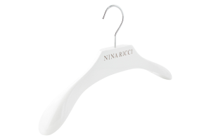 cintre-bois-blanc-645-logo-laser-cintres-actus-france