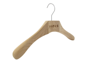 cintre-bois-chene-845-logo-laser-cintres-actus-france