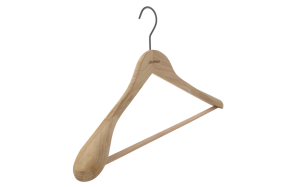 cintre-bois-chene-costume-255-logo-laser-cintres-actus-france