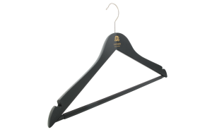 cintre-bois-noir-139hr-logo-apogee-cintres-actus-france