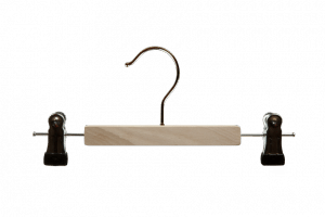 cintre-bois-enfant-1602-avec-pinces-actus-cintres